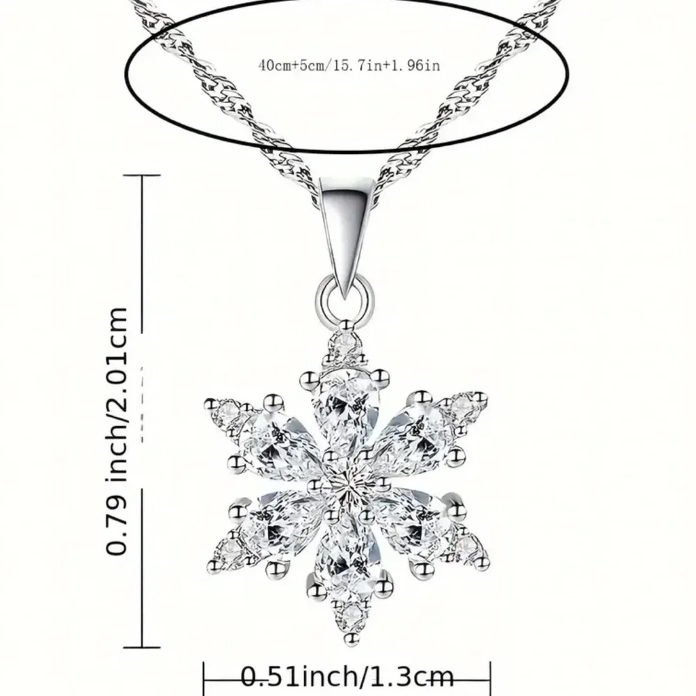 Silver Chain Sky Blue Snowflake Pendant Necklace - NEW